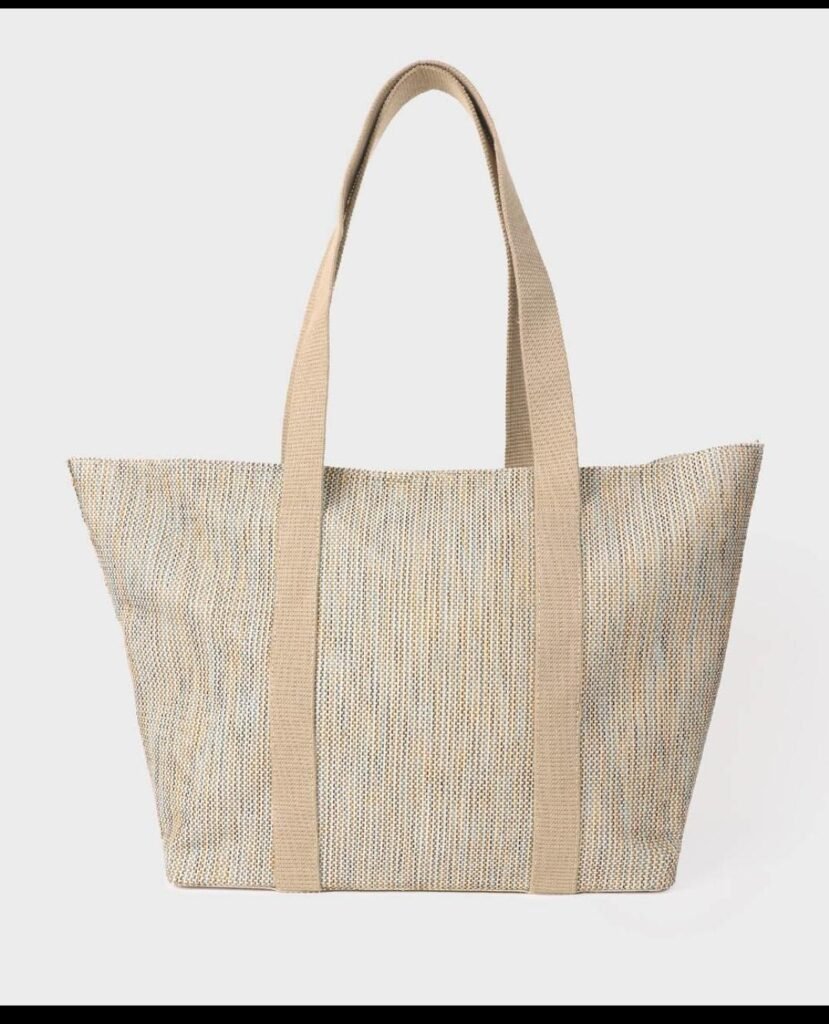 Elegant tote bag from Sapphire – neutral-toned design for formal and casual use